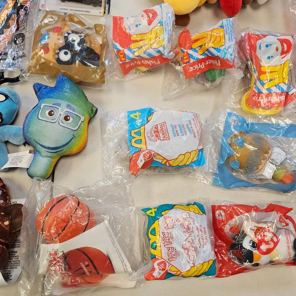 VINTAGE MCDONALDS HAPPY MEAL TOYS LOT TY BARBIE HOT WHEELS PLUSH FIGURES 90S 00S